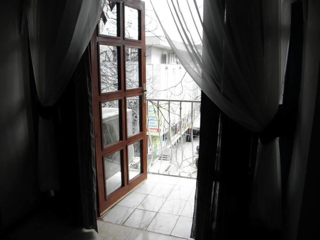 Hotel St.St. Constantine And Helena à Sandanski Extérieur photo